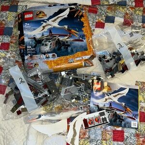 Lego Jurassic World 76947 set unopened